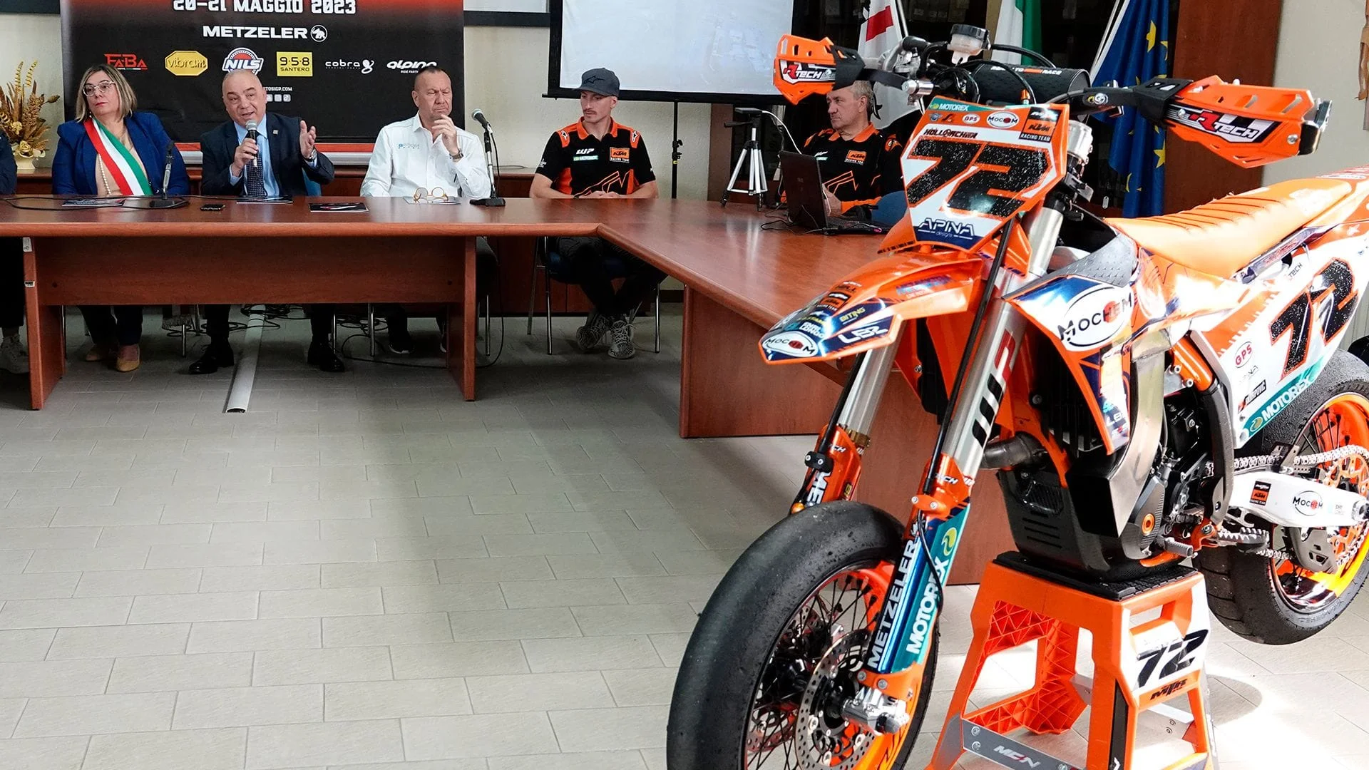 A Tramatza conferenza stampa per la presentazione del Mondiale supermoto 2023